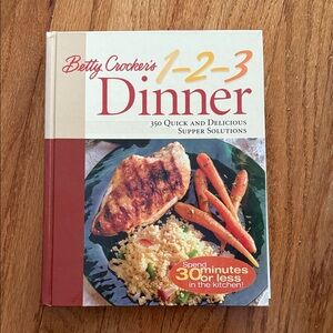 🍗🥘🥟 Betty Crocker 1-2-3 Dinner Cookbook - Red and Cream Cover